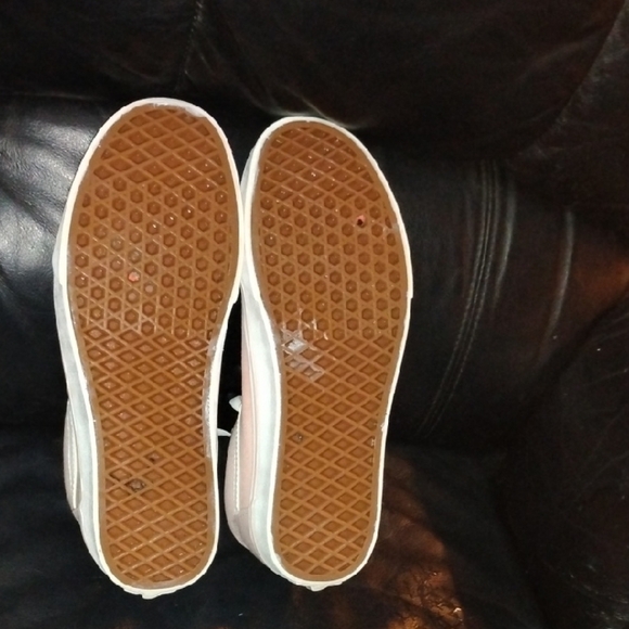 Vans Women's Light Pink Sneakers Women's 10/ Mens 8.5 - Picture 4 of 15